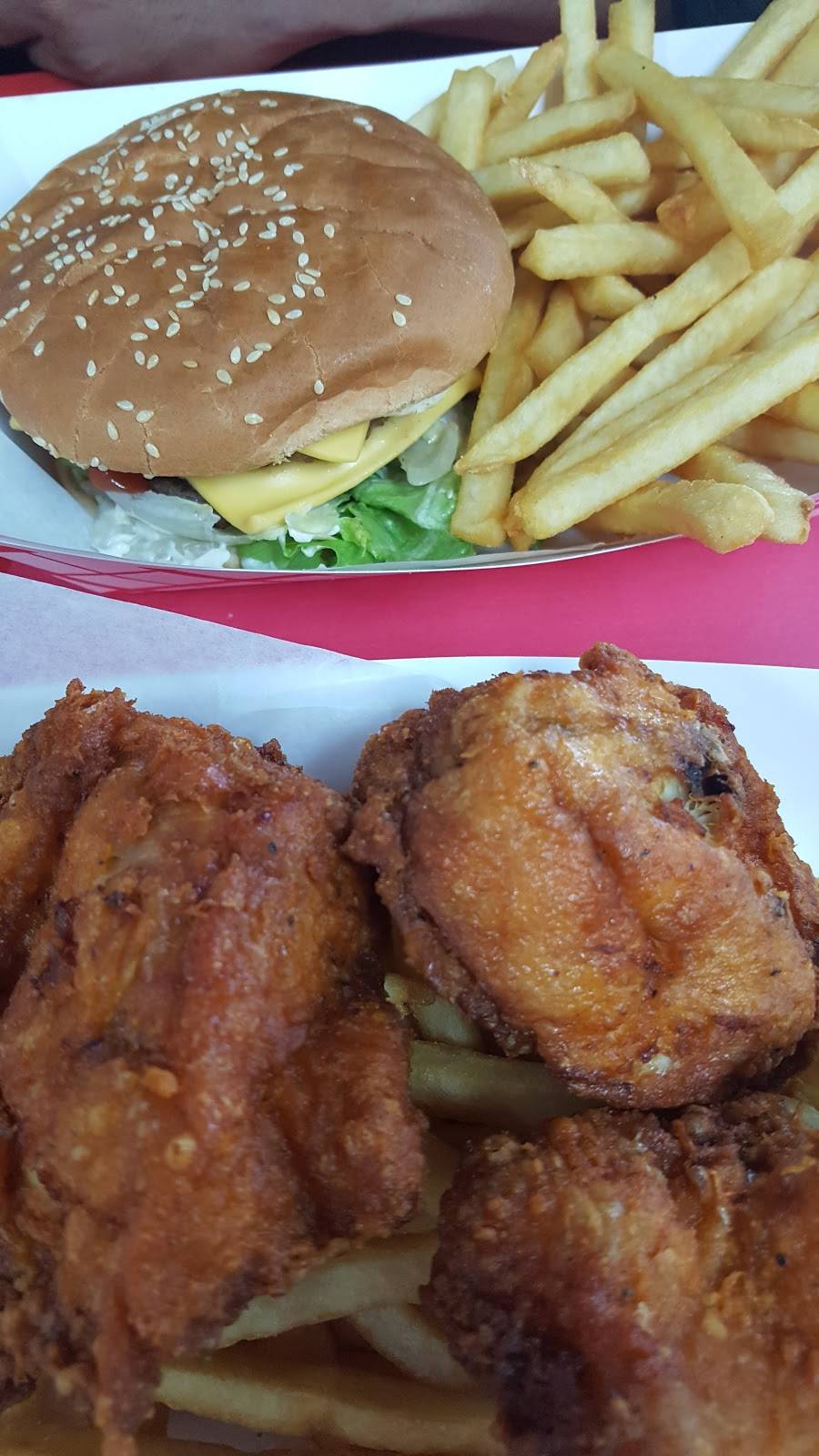 Crown Fried Chicken | meal takeaway | 2022 N Main St, Kissimmee, FL 34744, USA | 4074835897 OR +1 407-483-5897