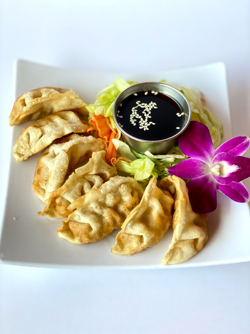 Thai Wok Restaurant | restaurant | 8923 Culebra Rd Suite #107, San Antonio, TX 78251, USA | 2109995671 OR +1 210-999-5671