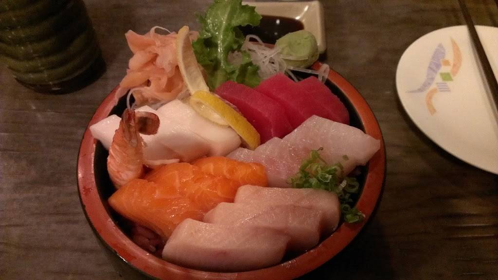 Sushi On Chapel | restaurant | 1022 Chapel St # C, New Haven, CT 06510, USA | 2037764200 OR +1 203-776-4200