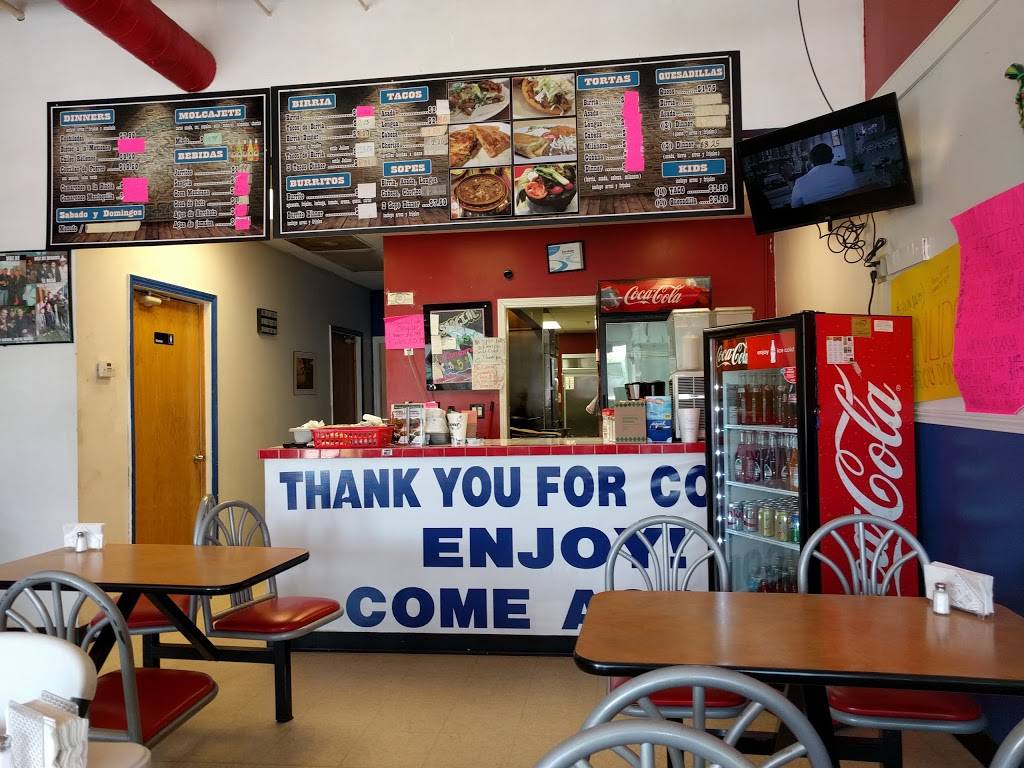 birrieria jaliscos | restaurant | 4233, 2118 N Green Bay Rd, Waukegan, IL 60087, USA | 2243999254 OR +1 224-399-9254