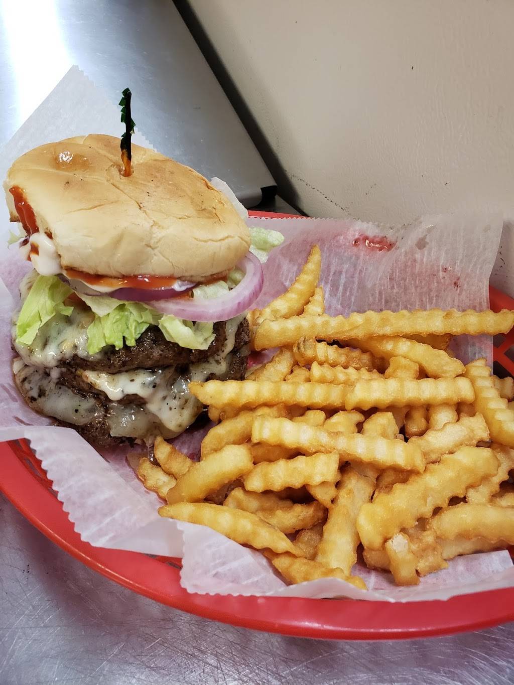 Harvester Inn | restaurant | 2045 Lagonda Ave, Springfield, OH 45503, USA | 9377175493 OR +1 937-717-5493