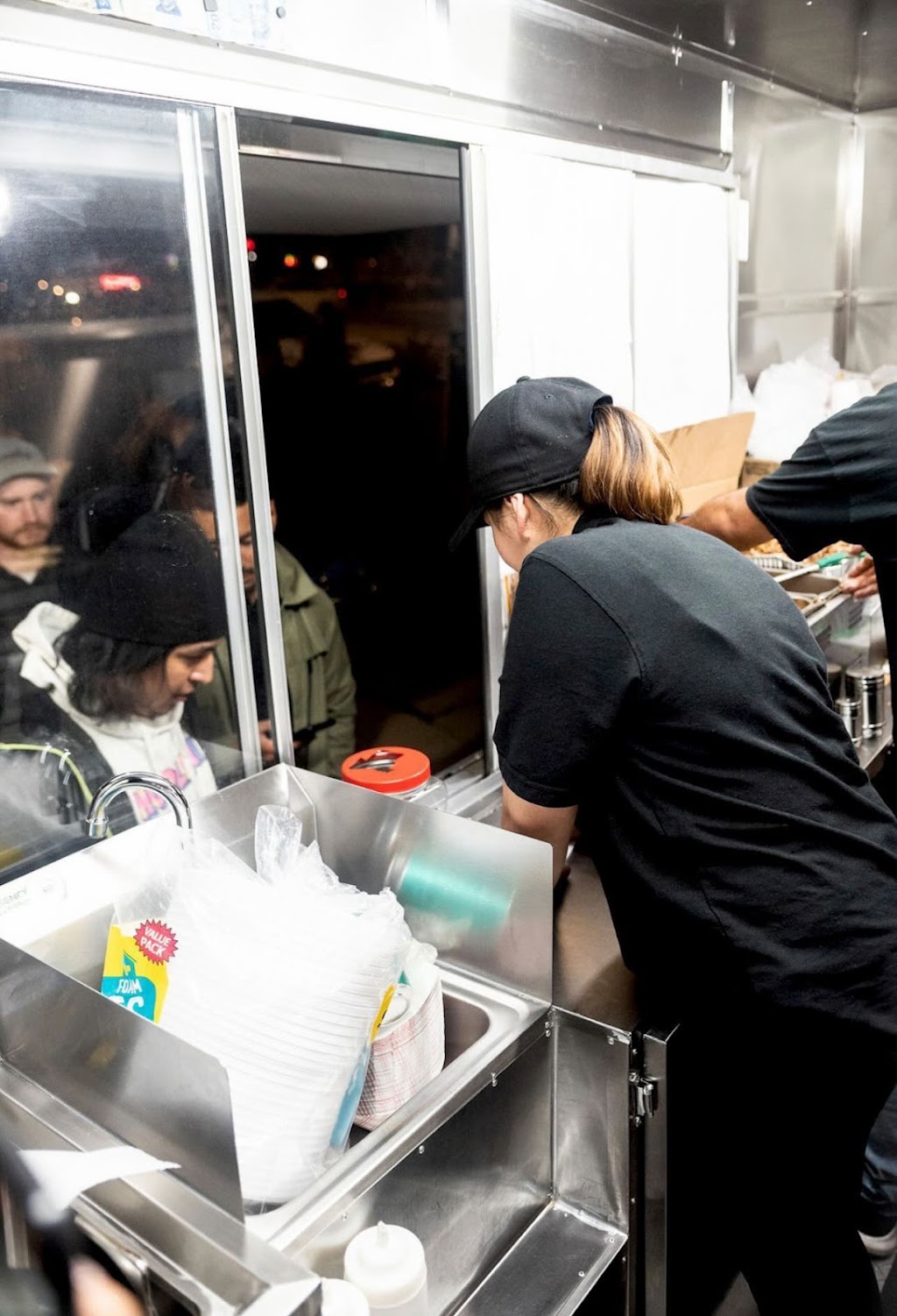 tacos truck el tío rafa | restaurant | 7124 S Morgan St, Chicago, IL 60621, USA | 7738282451 OR +1 773-828-2451