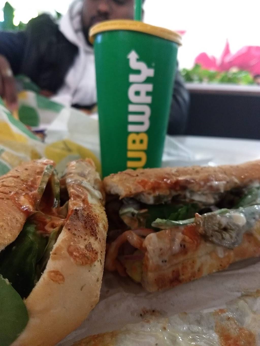 Subway | restaurant | Agincourt Mall, 3850 Sheppard Ave E Unit 530, Scarborough, ON M1T 3L4, Canada | 6473499400 OR +1 647-349-9400