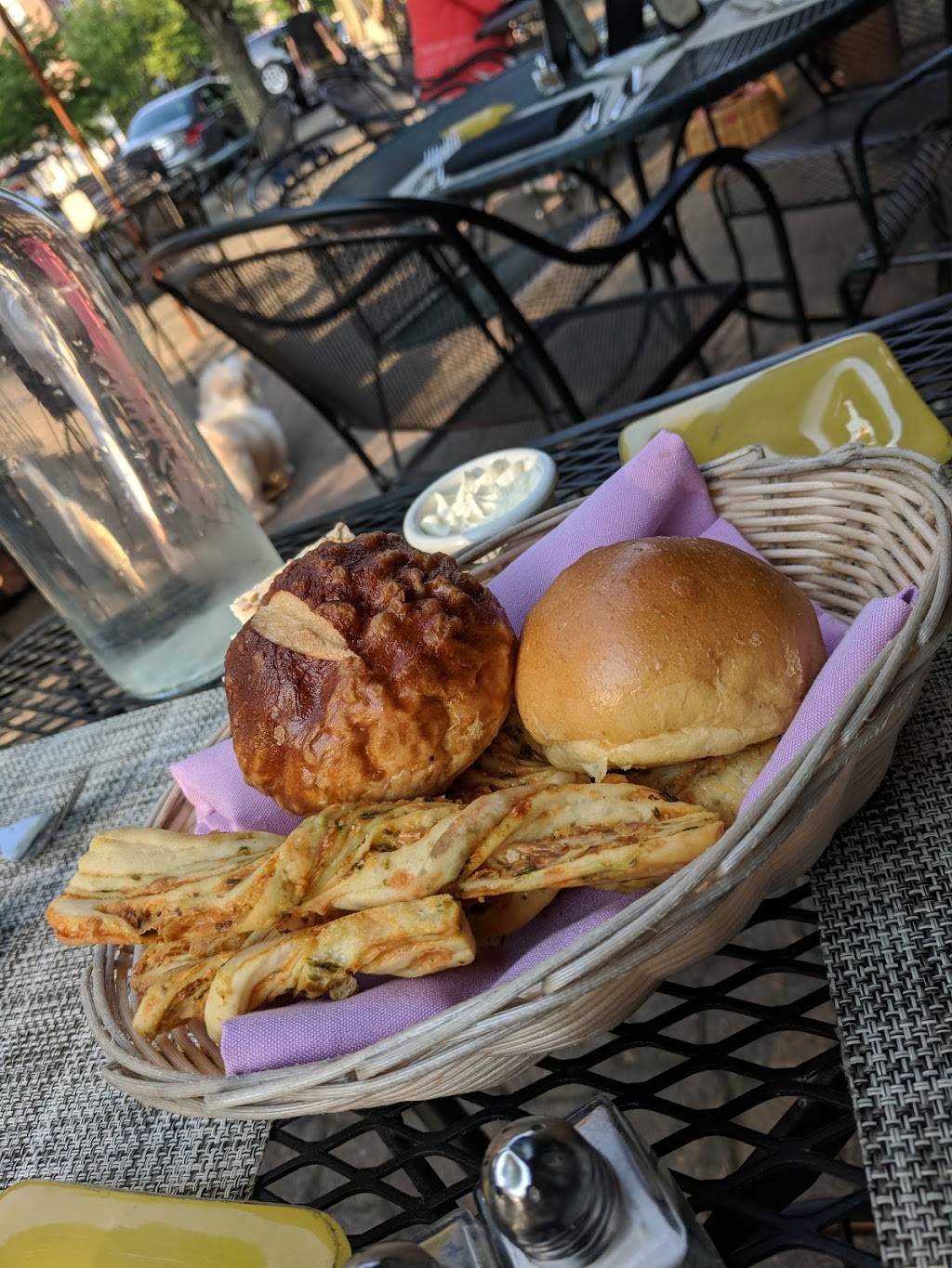 Walk Street | restaurant | 176 7th St, Garden City, NY 11530, USA | 5167462592 OR +1 516-746-2592