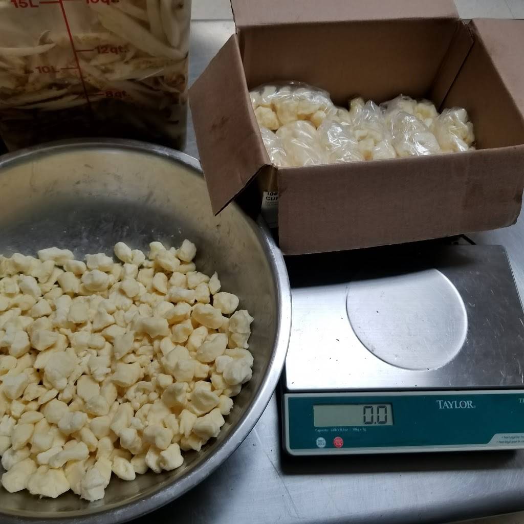 Olivers Main Street Pub | restaurant | 108 S Main St, Toluca, IL 61369, USA | 8154521552 OR +1 815-452-1552