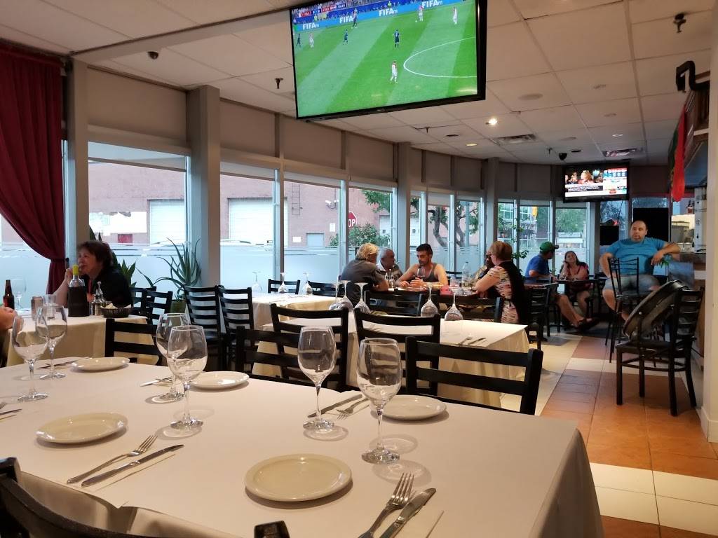 Churrasqueira Praia Da Vagueira | restaurant | 325 Weston Rd, York, ON M6N 4Z9, Canada | 4167615330 OR +1 416-761-5330