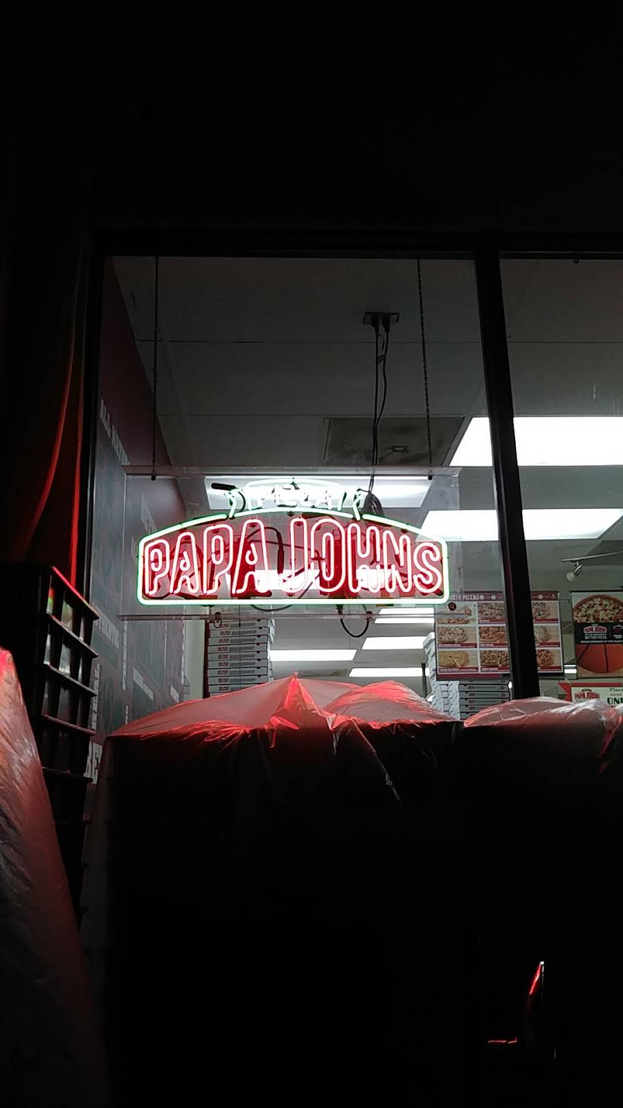 Papa Johns Pizza | restaurant | 13905 W Dixie Hwy, Miami, FL 33161, USA | 3058928700 OR +1 305-892-8700