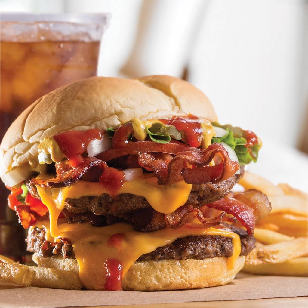 Wayback Burgers | restaurant | 152 NJ-73, Voorhees Township, NJ 08043, USA | 8562106021 OR +1 856-210-6021