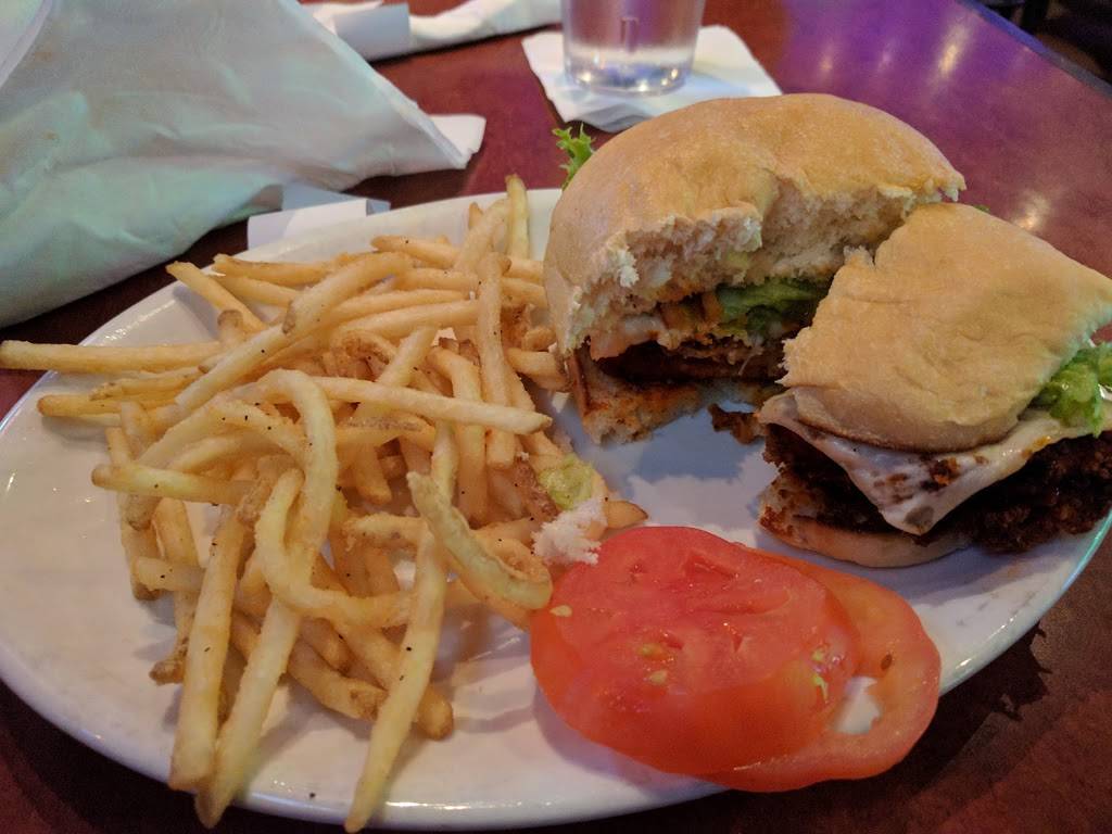 Majerles Sports Grill | restaurant | 13375 W McDowell Rd Ste. 101, Goodyear, AZ 85395, USA | 6232076999 OR +1 623-207-6999