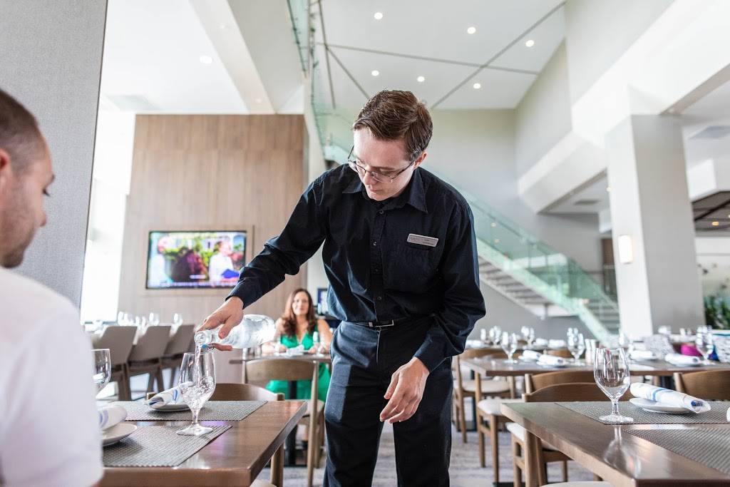 Icon Eatery & Bar | restaurant | 5450 Bollettieri Blvd, Bradenton, FL 34210, USA | 9412451900 OR +1 941-245-1900