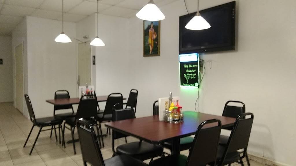 B-Ville Grill | restaurant | 240 Daniel Boone Dr, Barbourville, KY 40906, USA | 6065456000 OR +1 606-545-6000