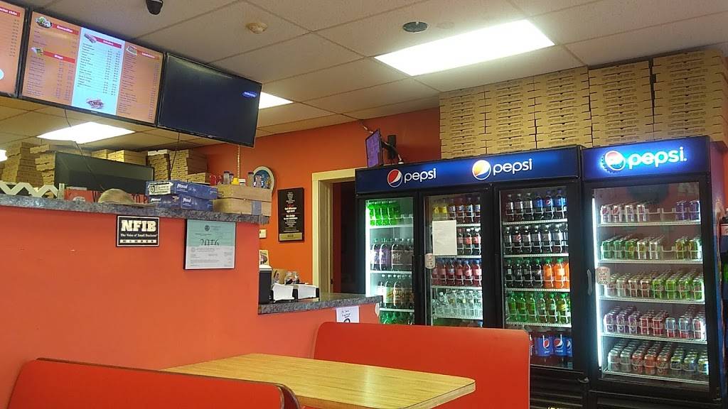 Pizza Works | restaurant | 804 Tyler St, Pittsfield, MA 01201, USA | 4134434444 OR +1 413-443-4444