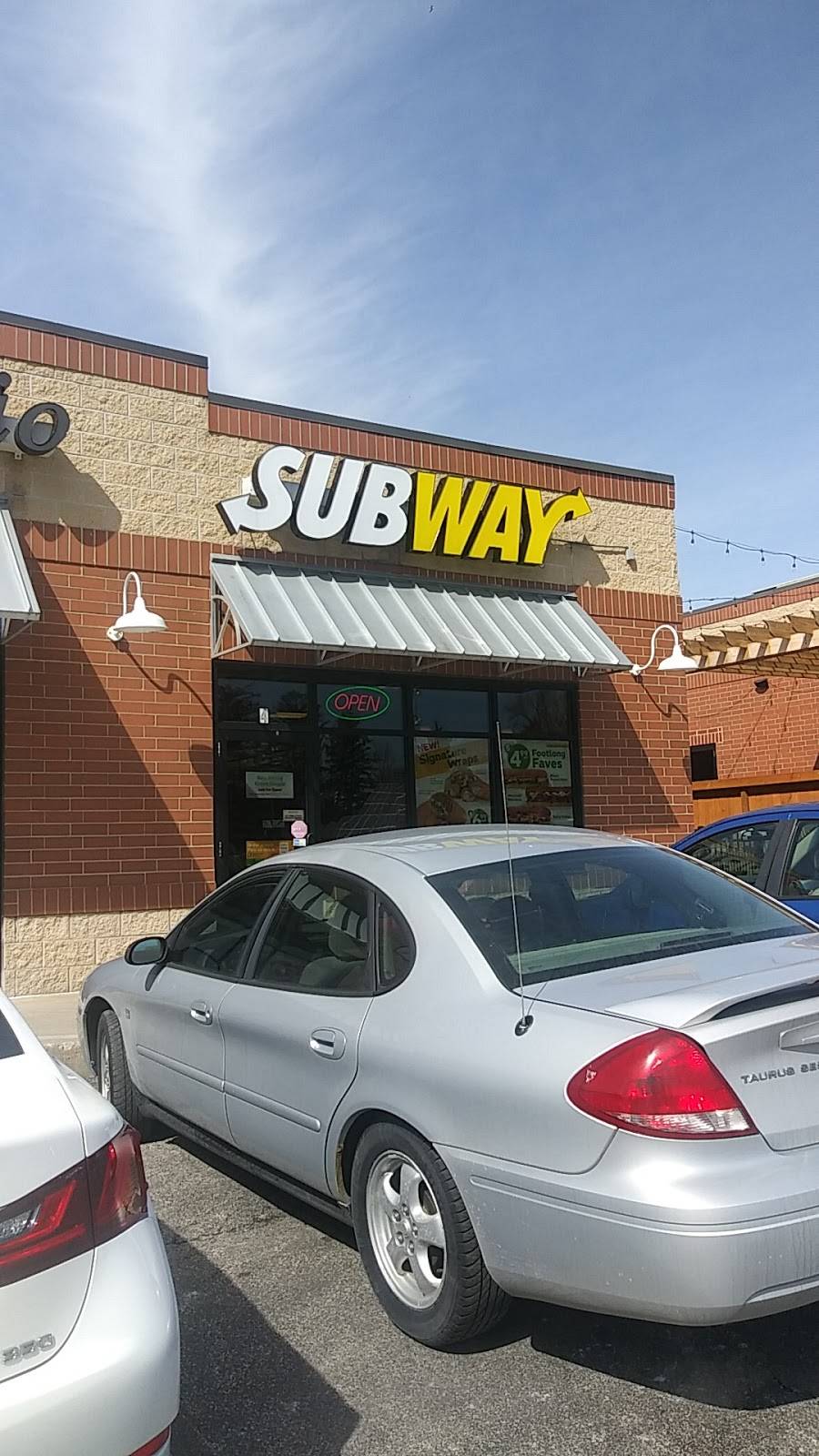 Subway | restaurant | Emerald Crossing, 4760 Grayton Rd Unit #4, Cleveland, OH 44135, USA | 2162653421 OR +1 216-265-3421