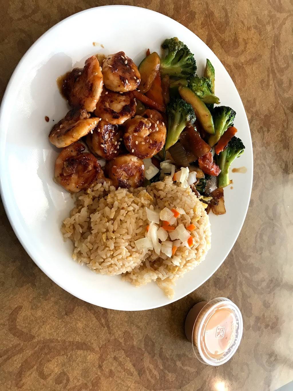 Sumo Japanese Sushi | restaurant | 7948 Winchester Rd #107, Memphis, TN 38125, USA | 9019070723 OR +1 901-907-0723