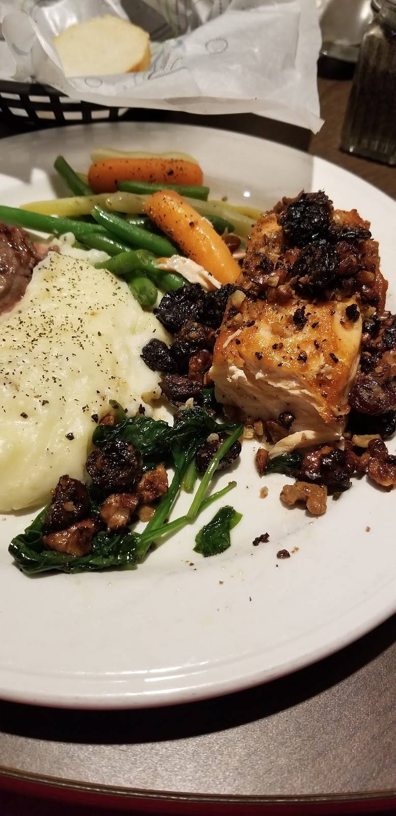 Legends Restaurant | restaurant | 433 Lakeview Dr, Crossville, TN 38558, USA | 9314843706 OR +1 931-484-3706