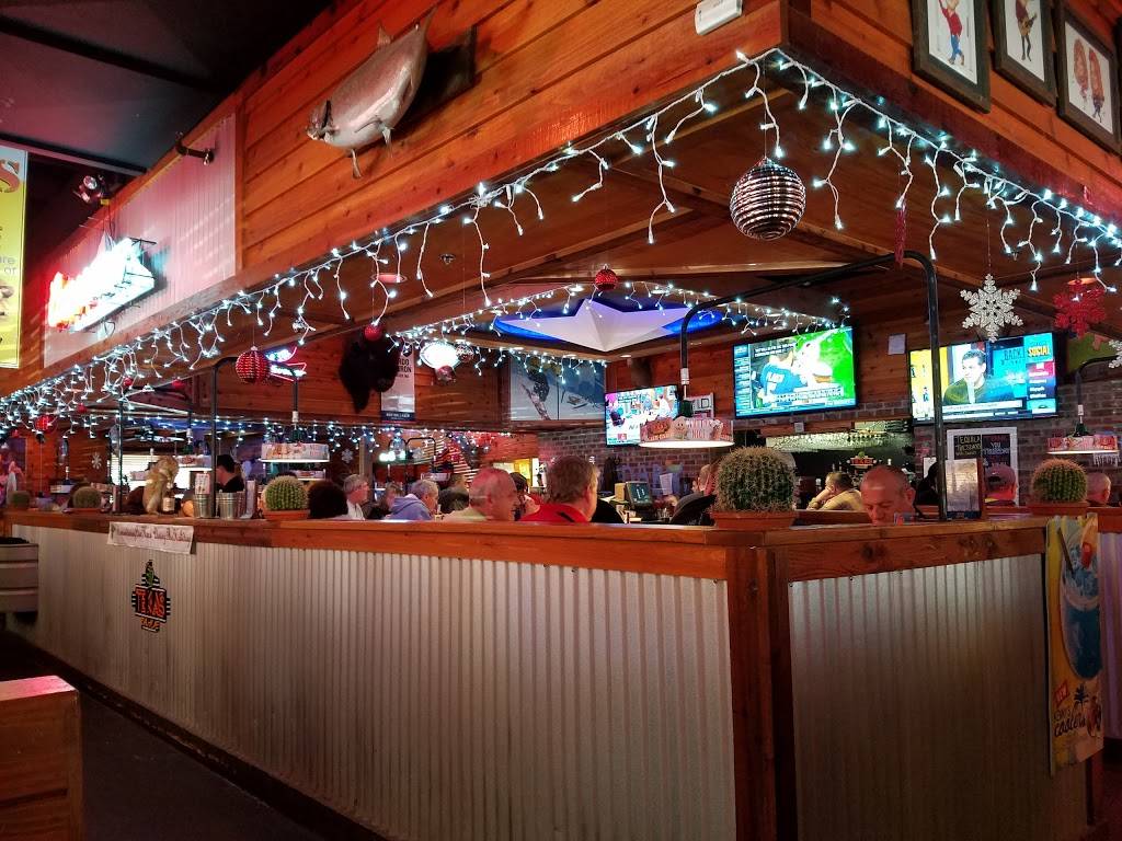 Texas Roadhouse | restaurant | 196 New Lancaster Rd, Leominster, MA 01453, USA | 9785377427 OR +1 978-537-7427