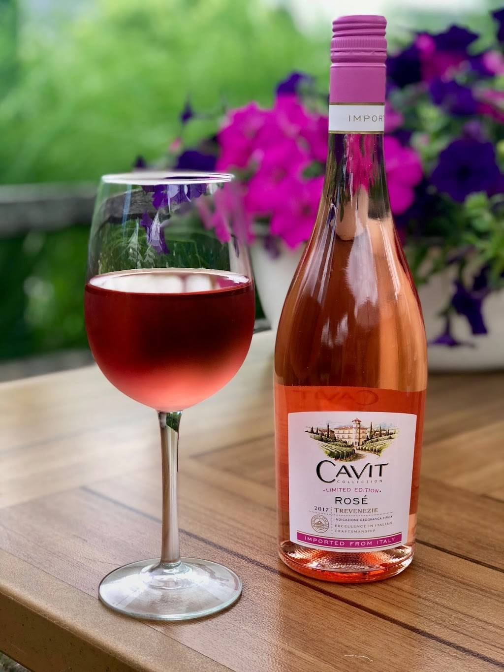 Timbers Inn Restaurant & Tavern | meal takeaway | 6555 Belding Rd NE, Rockford, MI 49341, USA | 6168745553 OR +1 616-874-5553