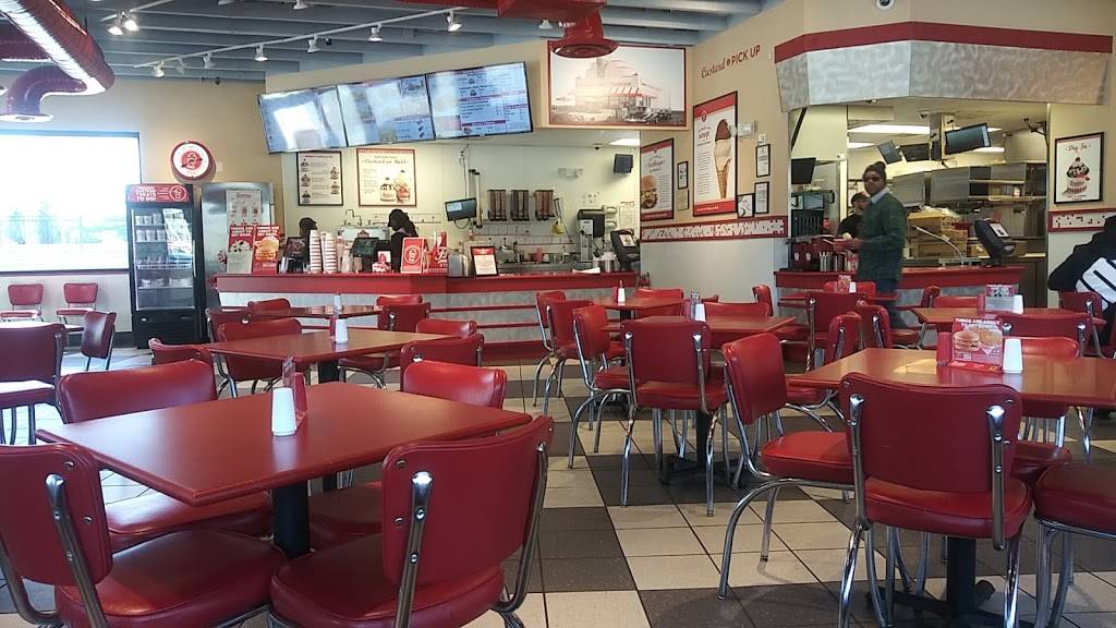 Freddys Frozen Custard & Steakburgers | restaurant | 2121 GA-20, Conyers, GA 30094, USA | 7706794068 OR +1 770-679-4068