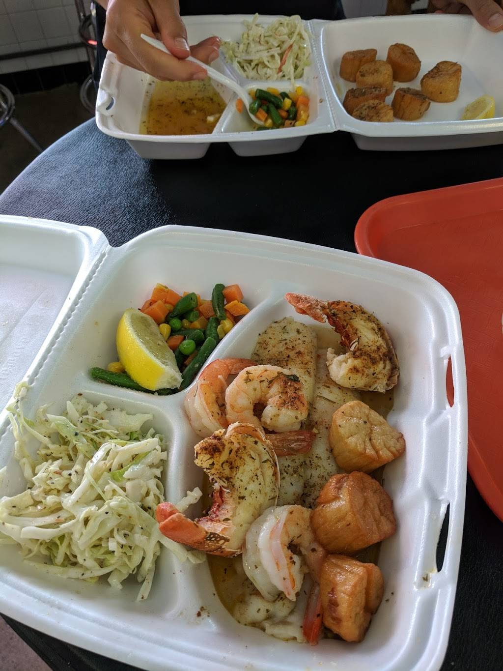 Barbera Seafood | restaurant | 2243 Arctic Ave, Atlantic City, NJ 08401, USA | 6093450671 OR +1 609-345-0671