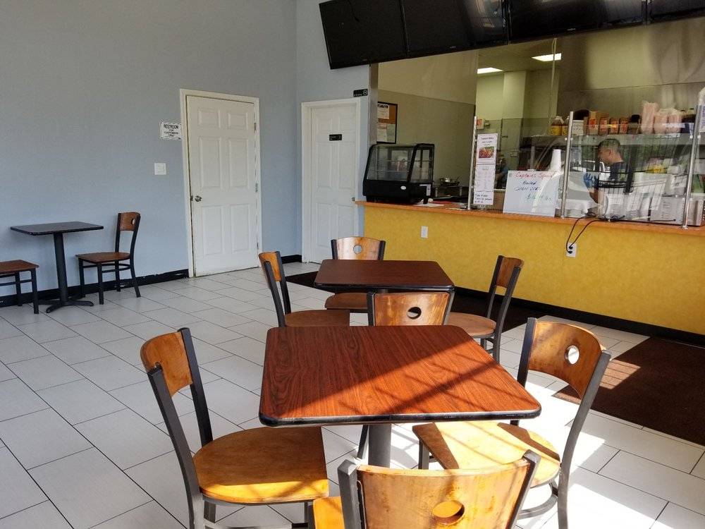 Captain Mike | restaurant | 5101 Tidwell Rd #500, Houston, TX 77016, USA | 8324337826 OR +1 832-433-7826