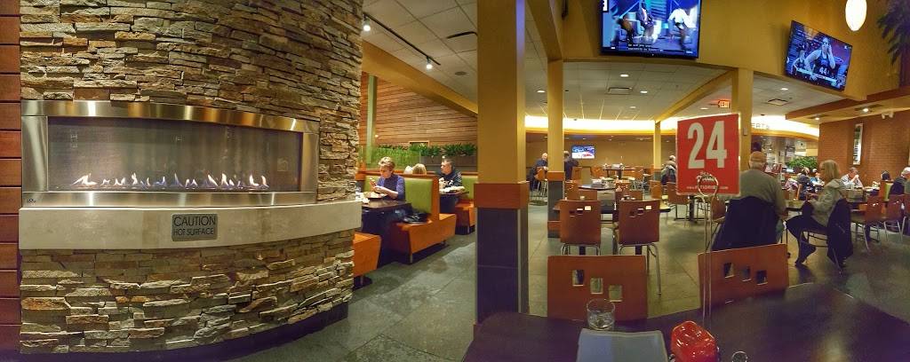 The Patio- Aurora | restaurant | 4400 Fox Valley Center Dr, Aurora, IL 60504, USA | 6308208800 OR +1 630-820-8800