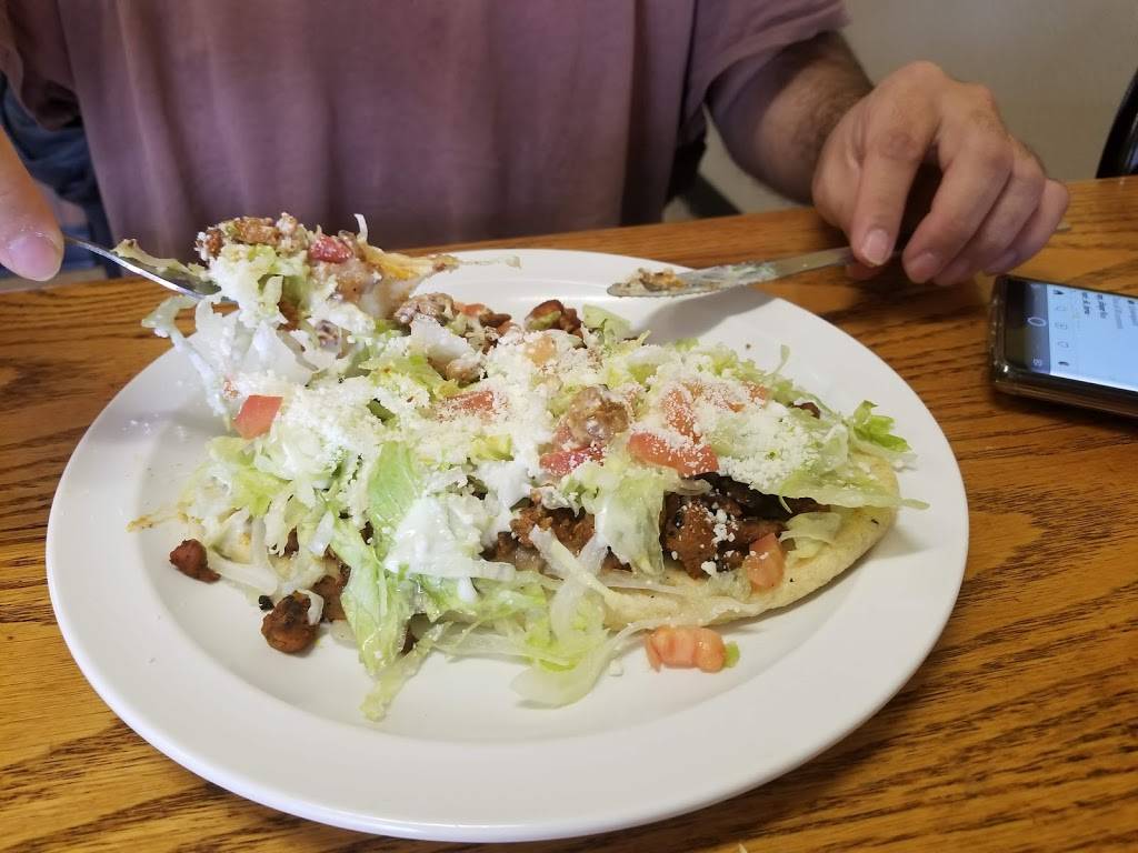 El Sabor de la Familia | restaurant | 8345 W Glendale Ave #105, Glendale, AZ 85305, USA | 6237720387 OR +1 623-772-0387