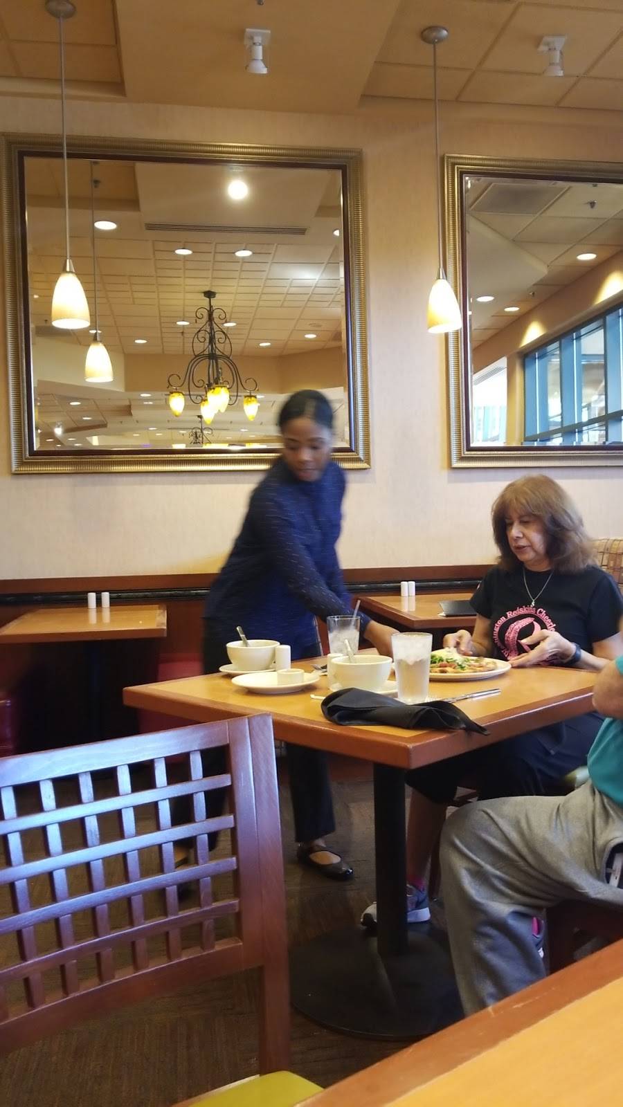 Marketplace Cafe | restaurant | 7111 Democracy Blvd, Bethesda, MD 20817, USA | 3017653042 OR +1 301-765-3042