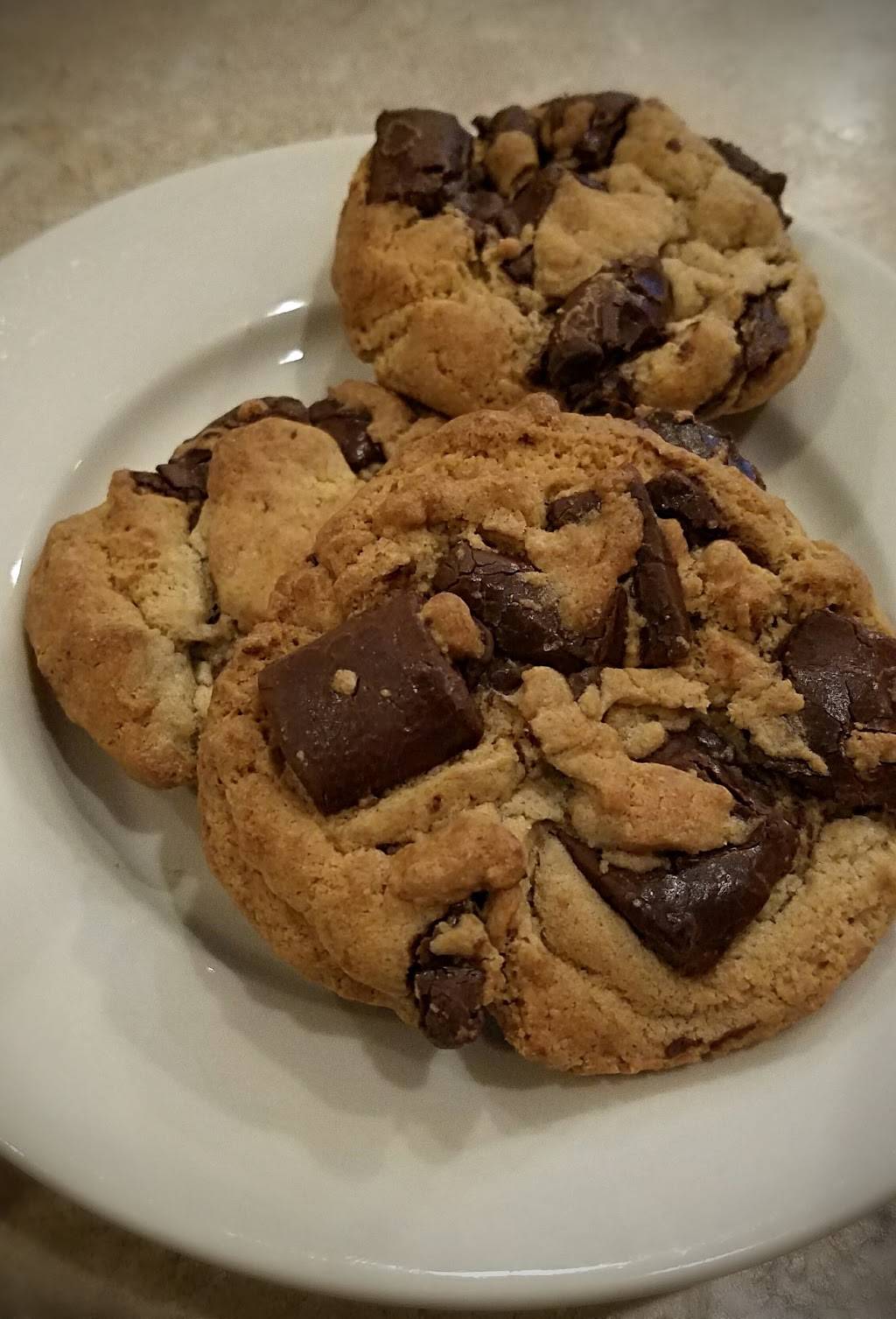 Village Cafe | cafe | 719 Washington St, Newton, MA 02458, USA | 6177955200 OR +1 617-795-5200