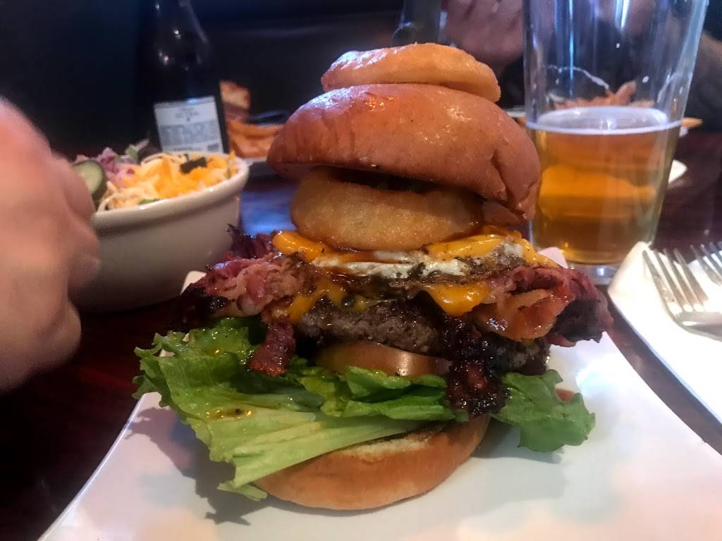 Kallans Bar and Grill | restaurant | 13330 Ranchero Rd, Hesperia, CA 92344, USA | 4428005800 OR +1 442-800-5800