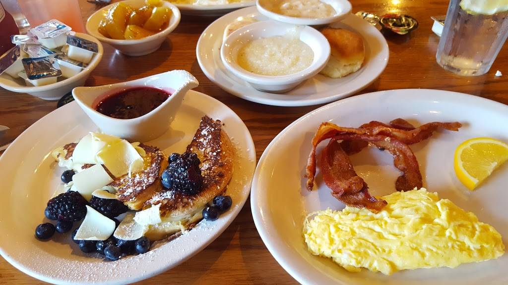 Cracker Barrel Old Country Store | restaurant | 6081 Shelby Oaks Dr, Memphis, TN 38134, USA | 9013825465 OR +1 901-382-5465