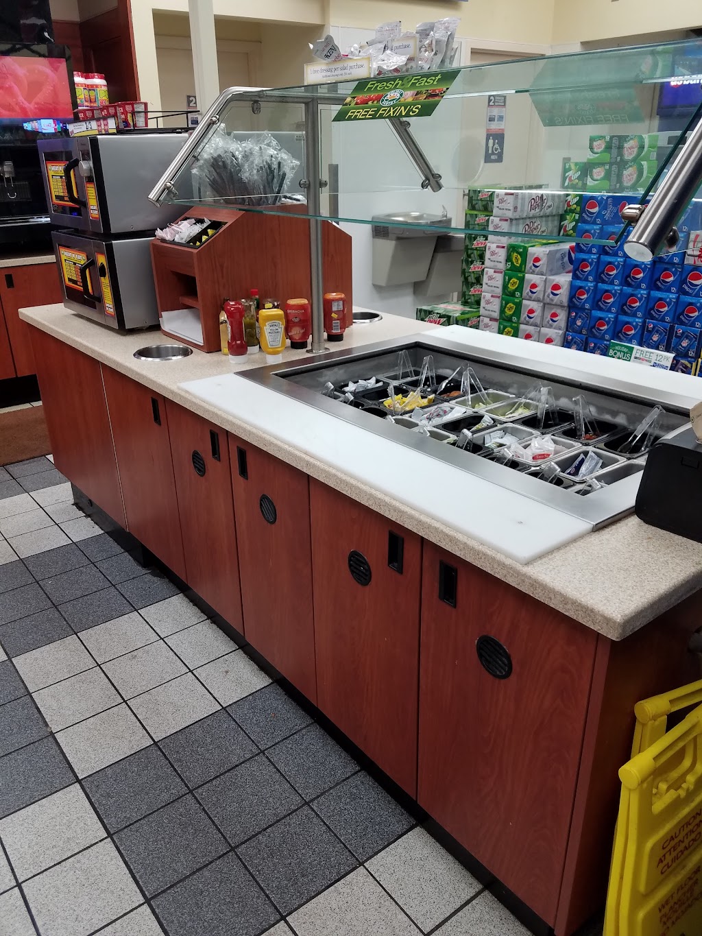 Holiday Stationstores | cafe | 629 Rice St, St Paul, MN 55103, USA | 6512912458 OR +1 651-291-2458