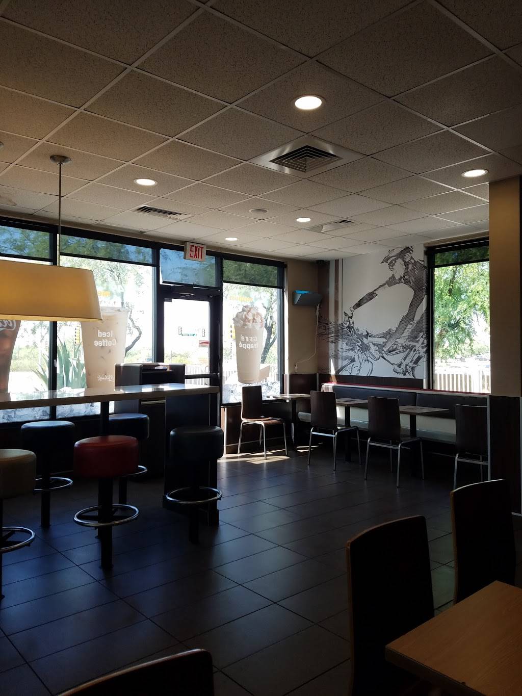 McDonalds | cafe | 9075 E Tanque Verde Rd, Tucson, AZ 85749, USA | 5207494777 OR +1 520-749-4777