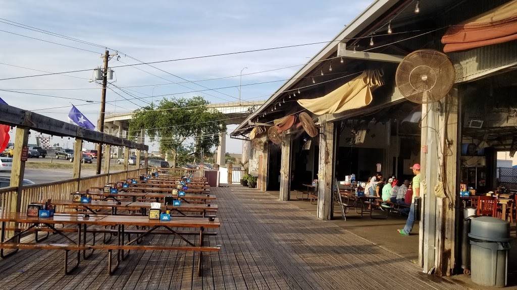 Brewster Street Ice House | restaurant | 1724 N Tancahua St, Corpus Christi, TX 78401, USA | 3618842739 OR +1 361-884-2739