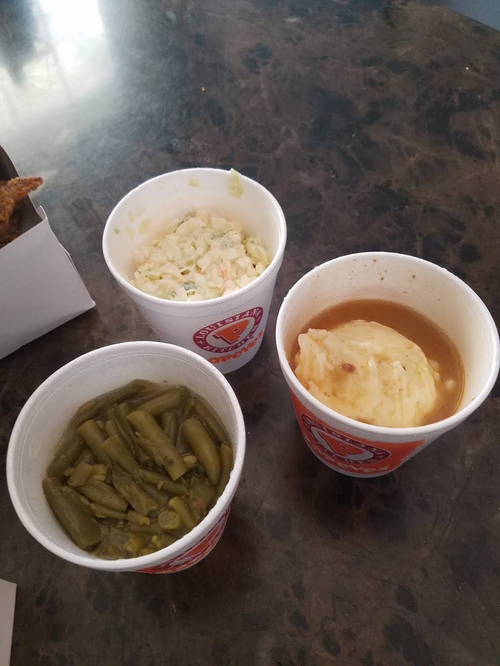 Popeyes Louisiana Kitchen | restaurant | 1109 W Wade Hampton Blvd, Greer, SC 29650, USA | 8646554121 OR +1 864-655-4121