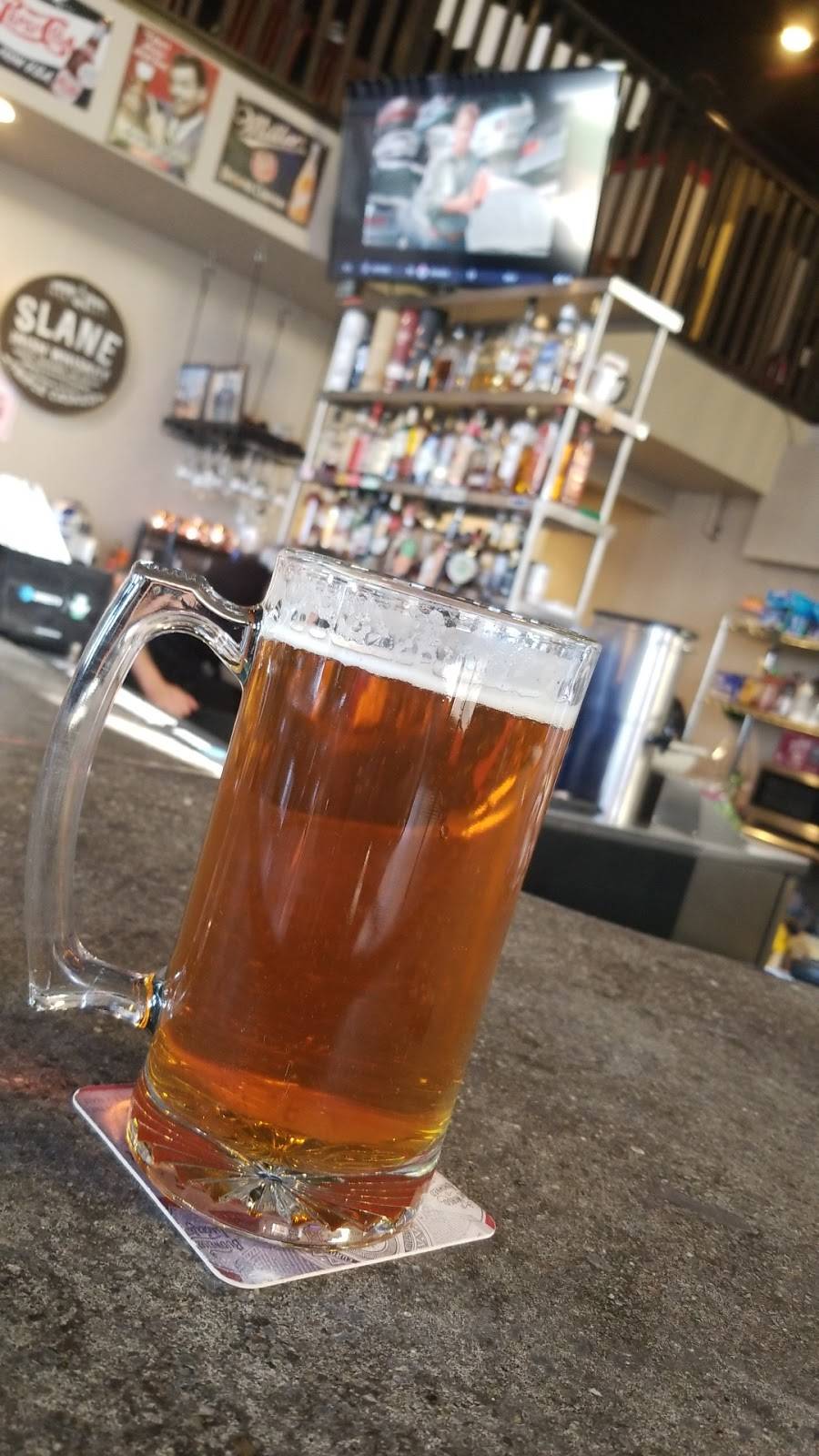 The Bank Sports Lounge | restaurant | 431 North St, Taft, CA 93268, USA | 6617454963 OR +1 661-745-4963