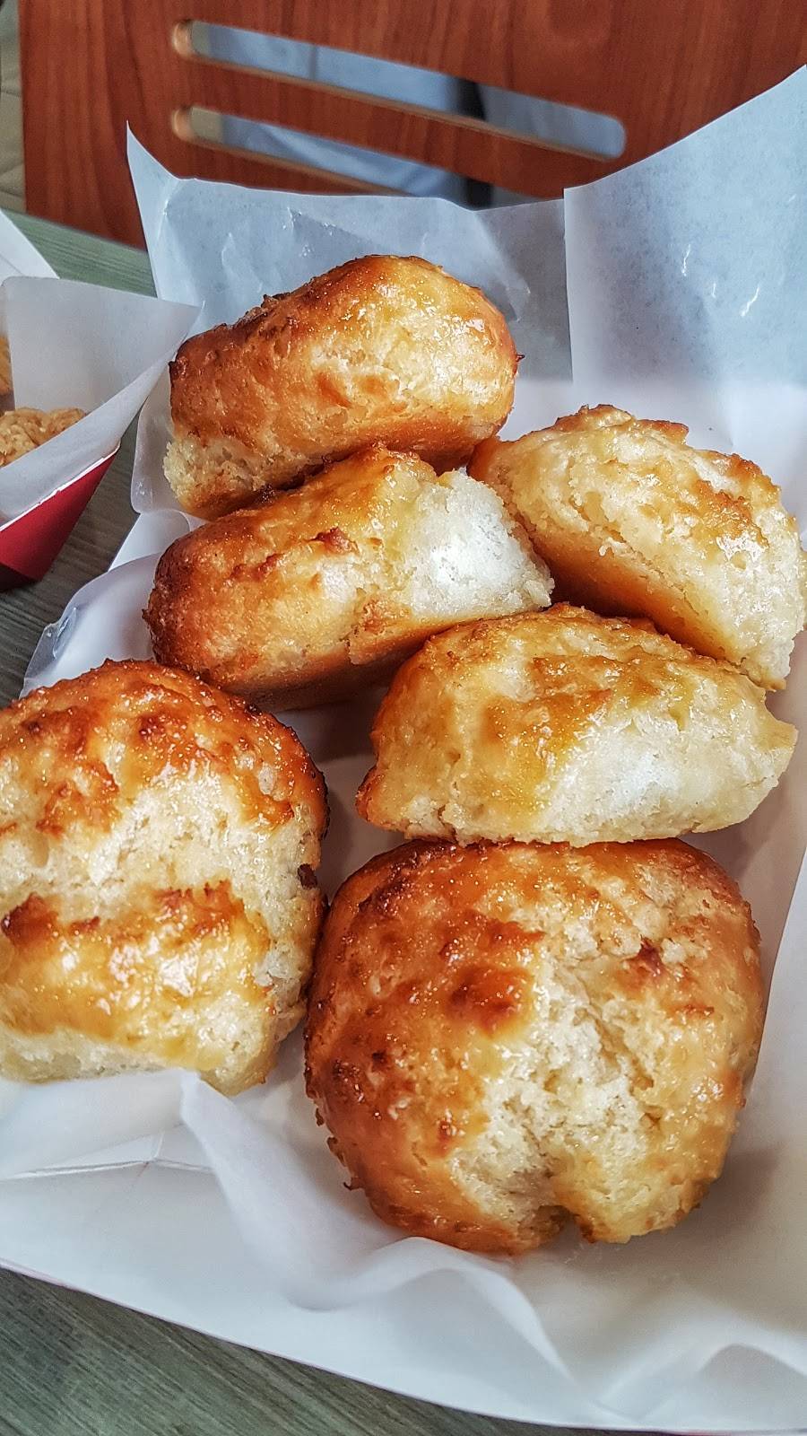 Churchs Chicken | restaurant | 2290 Lawrence Ave E, Scarborough, ON M1P 2P9, Canada | 4167525550 OR +1 416-752-5550