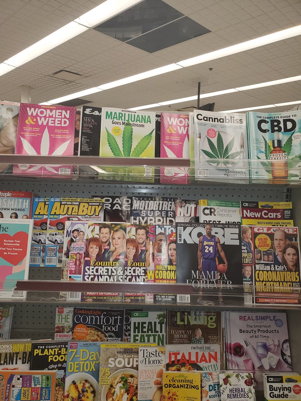 Sunflowers Space Cakes | restaurant | 323 N 52nd St, Philadelphia, PA 19139, USA | 2679007919 OR +1 267-900-7919