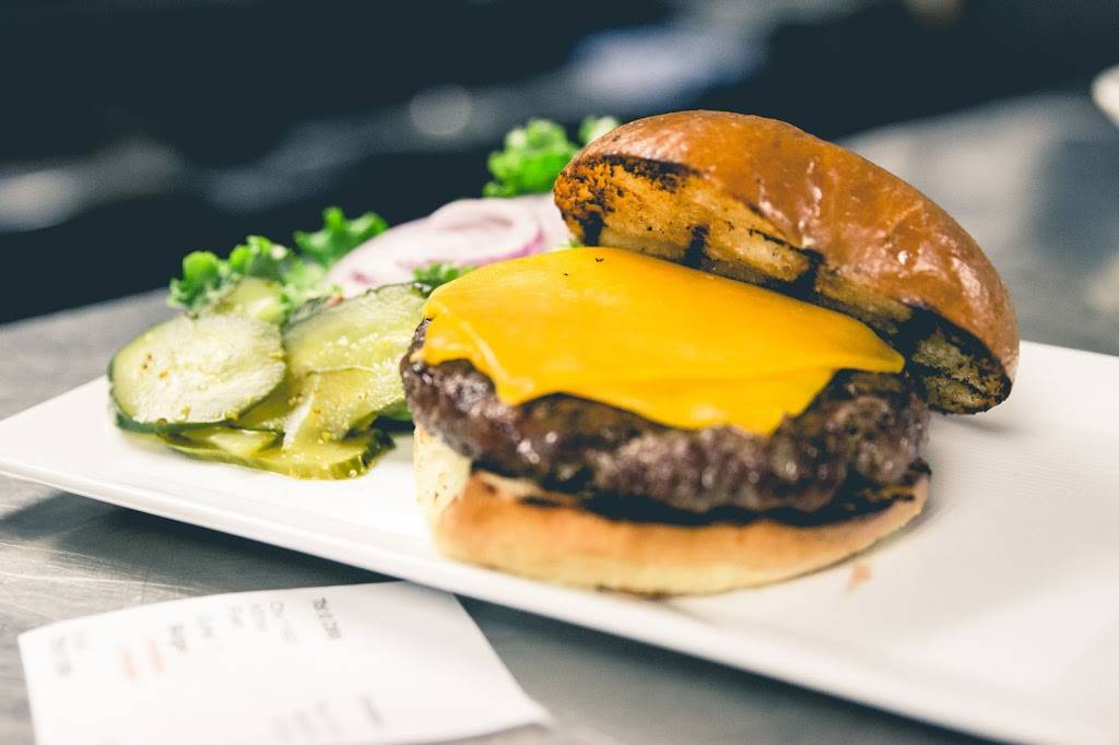 Beer Baron Bar & Kitchen | restaurant | 336 St Mary St, Pleasanton, CA 94566, USA | 9252238577 OR +1 925-223-8577