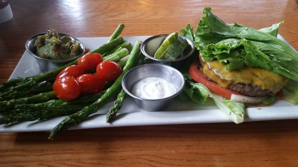 Chilis Grill & Bar | restaurant | 3625 S Monaco Pkwy, Denver, CO 80237, USA | 3036912928 OR +1 303-691-2928