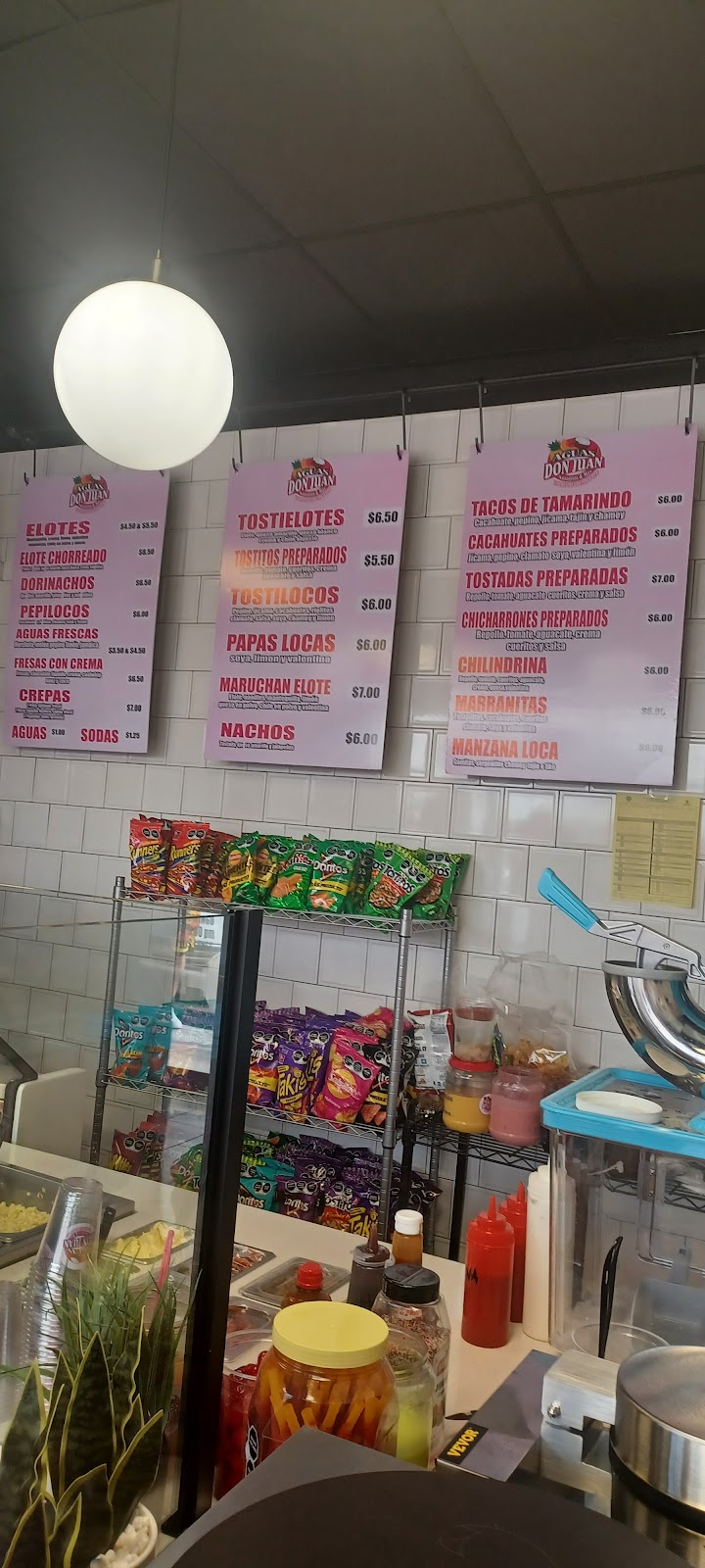 Aguas Don Juan Antojitos & Mas | restaurant | 2114 N Zaragoza Rd #B3, El Paso, TX 79938, USA | 9153524318 OR +1 915-352-4318