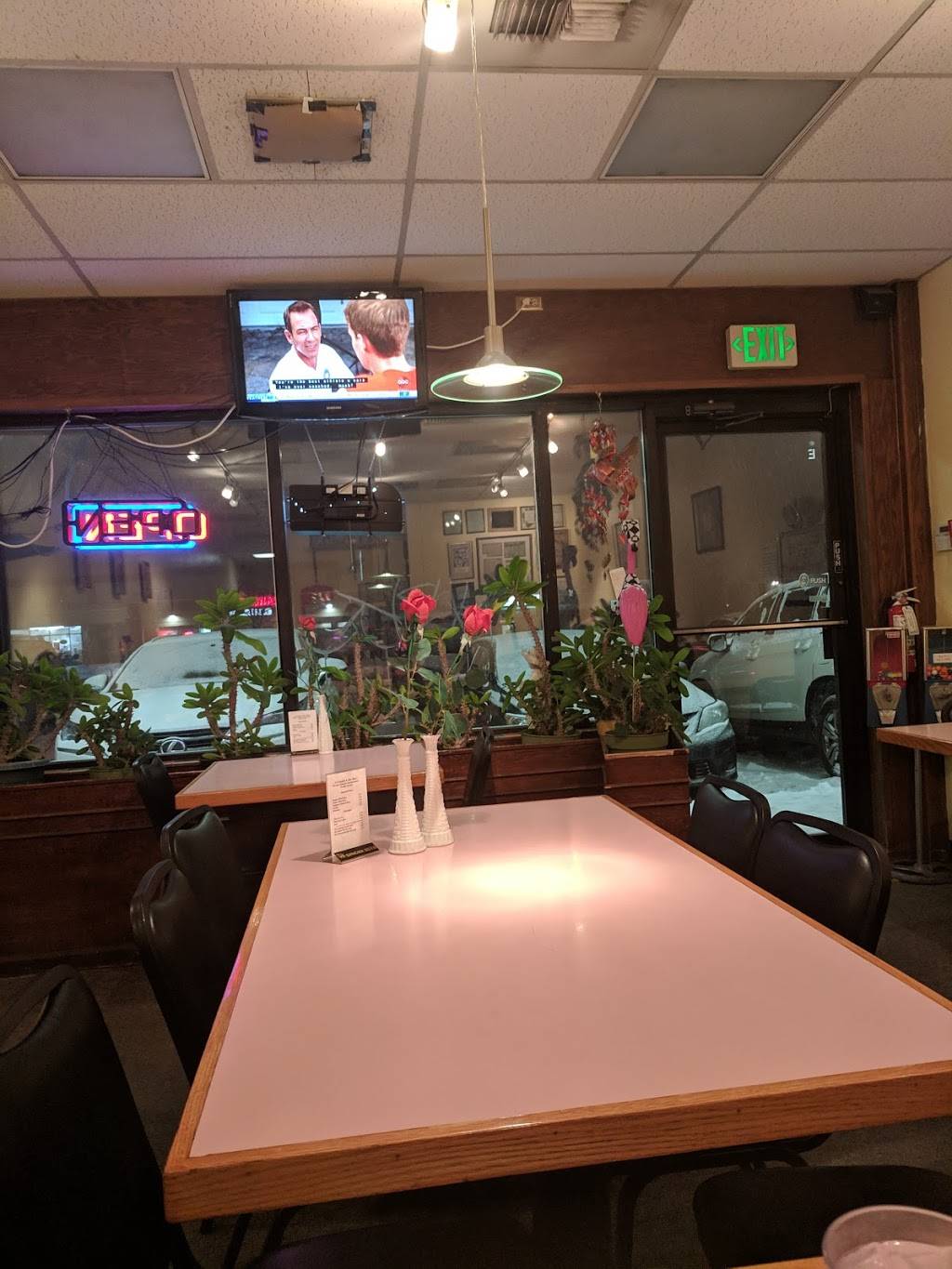 Js Noodles Star Thai | restaurant | 945 S Federal Blvd # E, Denver, CO 80219, USA | 3039225495 OR +1 303-922-5495