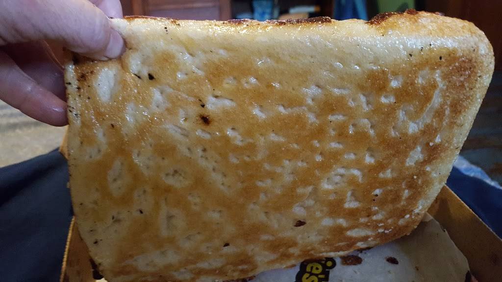 Hungry Howies | restaurant | 207 N Clarke Rd, Ocoee, FL 34761, USA | 4079300789 OR +1 407-930-0789