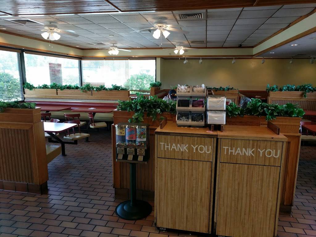 Chicken Express | restaurant | 101 US-79, Henderson, TX 75654, USA | 9036550999 OR +1 903-655-0999