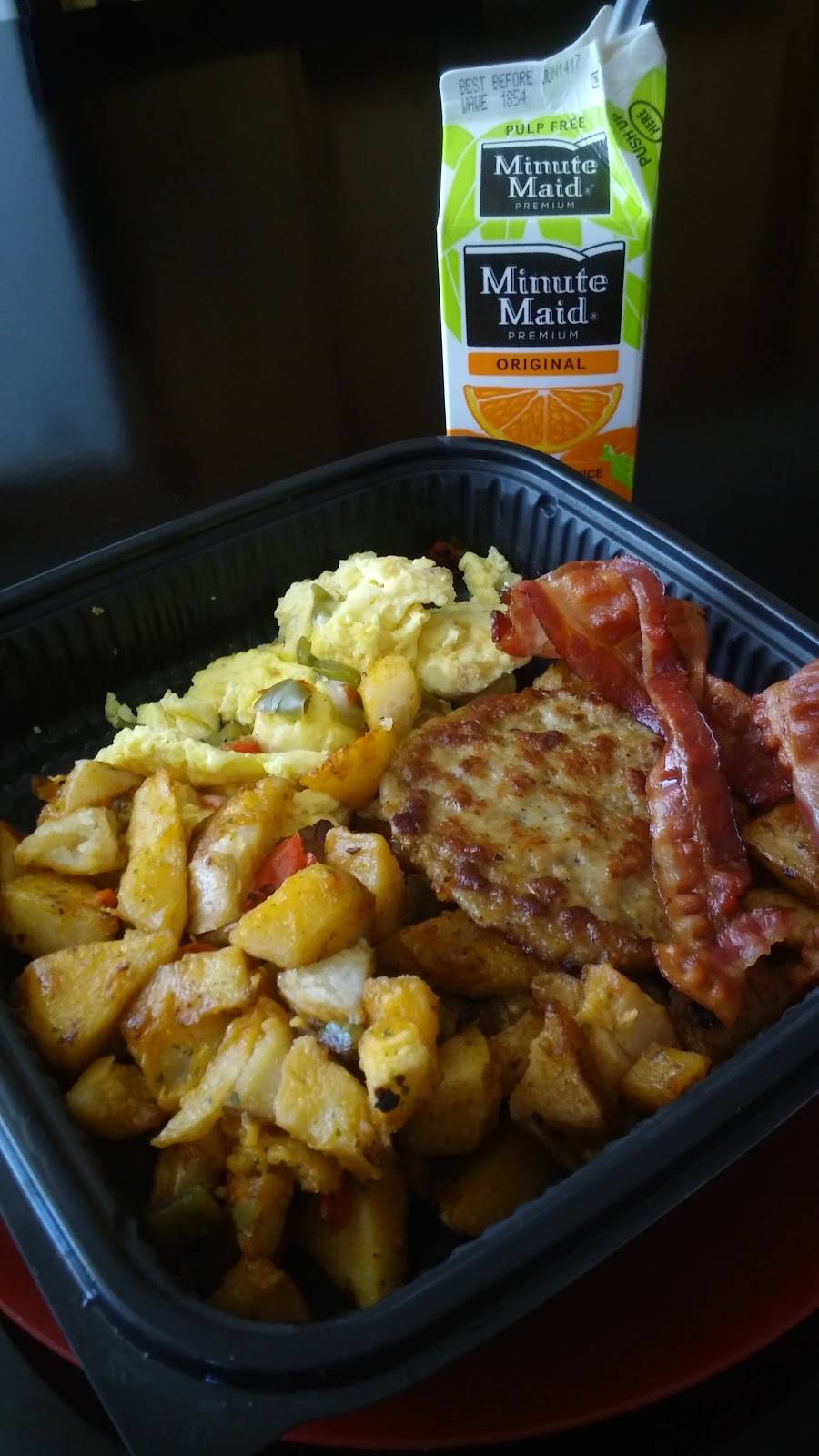 Jack in the Box | restaurant | 733 W Charter Way, Stockton, CA 95206, USA | 2094652682 OR +1 209-465-2682