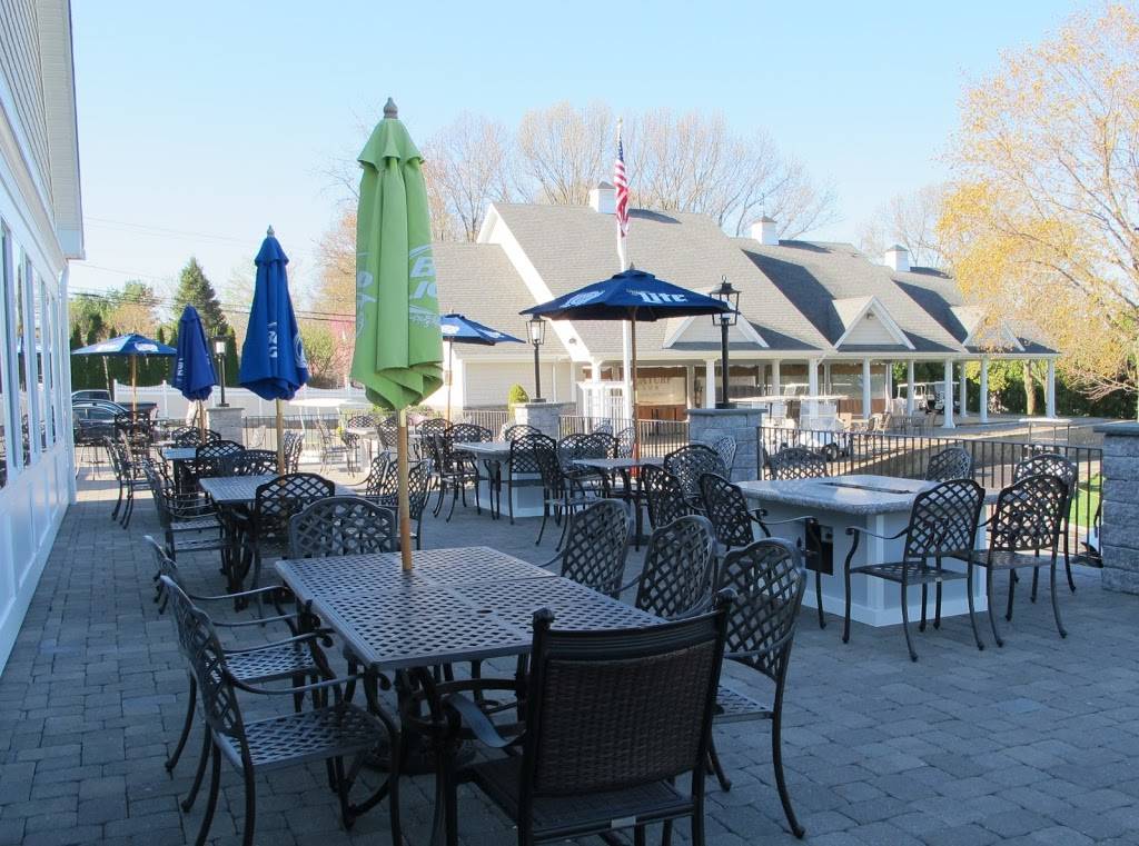 Back Nine Tavern at Southington Country Club | restaurant | 150 Savage St, Plantsville, CT 06479, USA | 8606216383 OR +1 860-621-6383