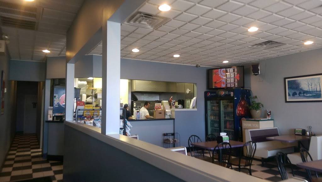 Arianas Pizzeria & Italian | restaurant | 230 Levittown Pkwy, Levittown, PA 19054, USA | 2159498785 OR +1 215-949-8785