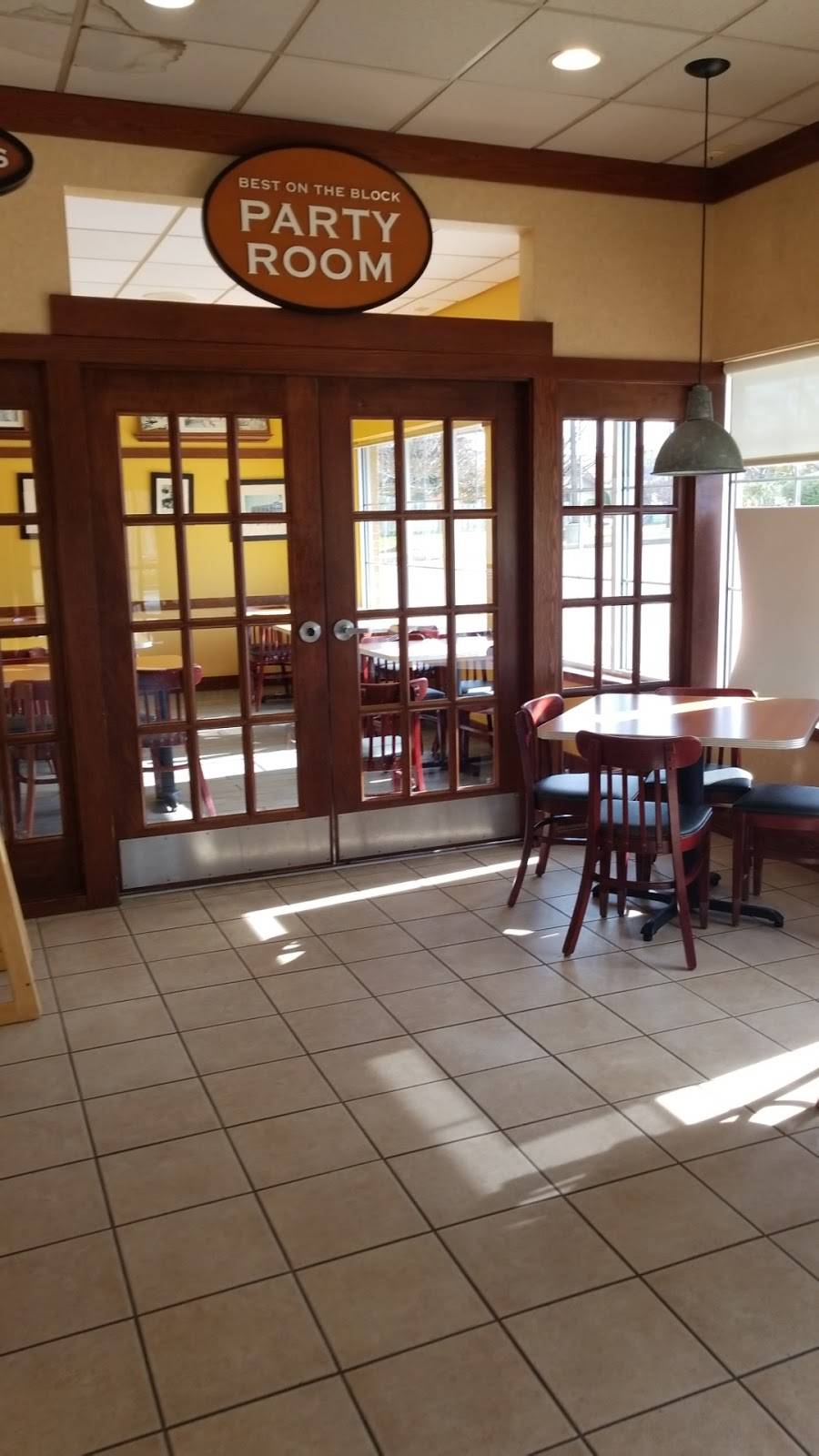 Donatos Pizza | restaurant | 5465 Ridge Rd, Parma, OH 44129, USA | 4408436861 OR +1 440-843-6861