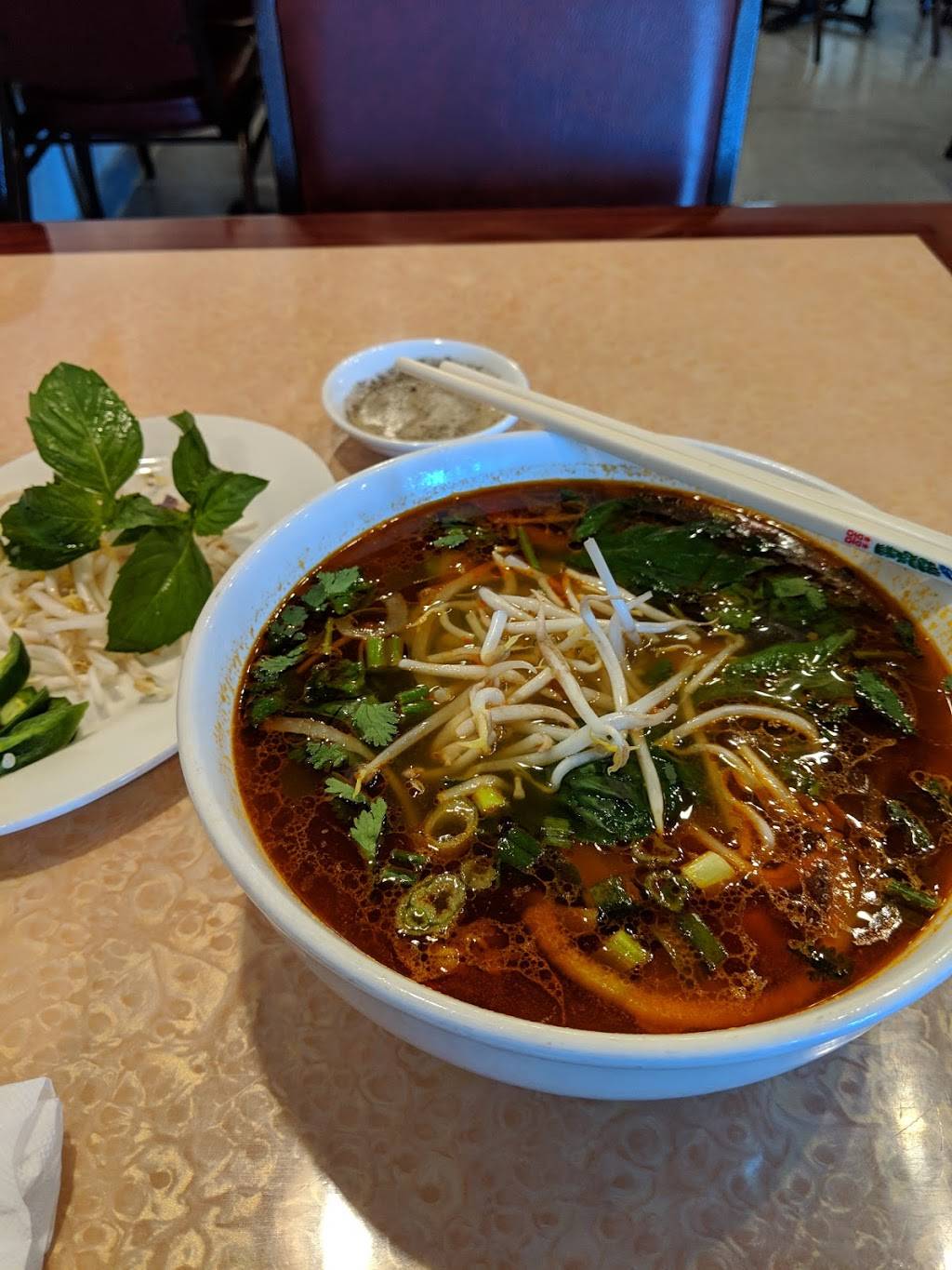 Khanhs Vietnamese Restaurant | restaurant | 6901 McCart Ave #200, Fort Worth, TX 76133, USA | 8177203200 OR +1 817-720-3200