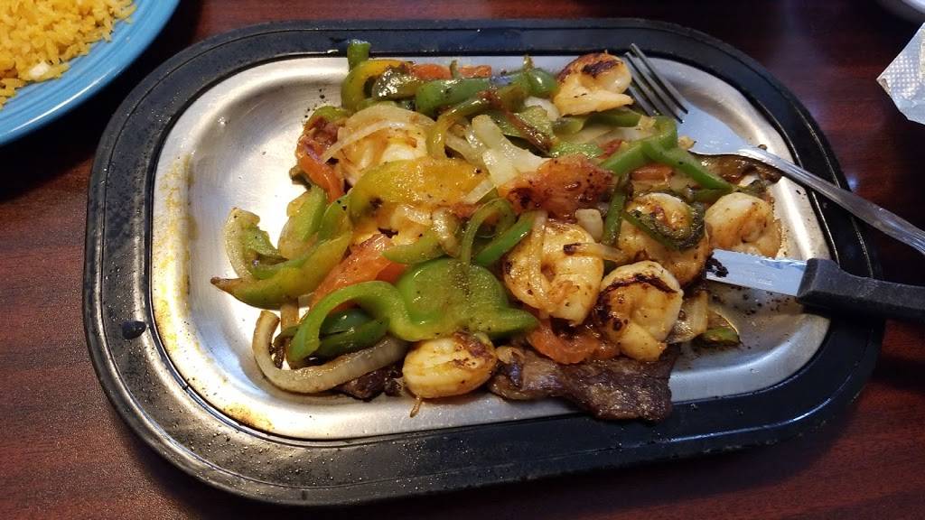 El Rincon | restaurant | 1154 Hinkle Dr, Wadsworth, OH 44281, USA | 3303340020 OR +1 330-334-0020