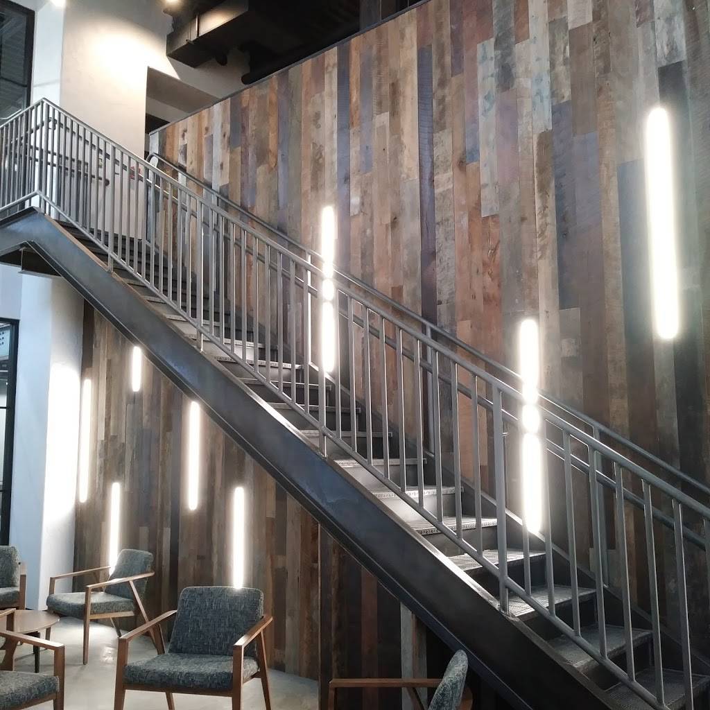 G5 Brewing Company | restaurant | 1895 Gateway Blvd, Beloit, WI 53511, USA | 6083687492 OR +1 608-368-7492